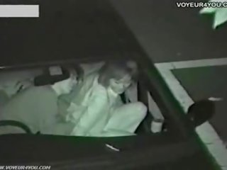 Intohimoinen nuori nainen darknight seksi video- at auto
